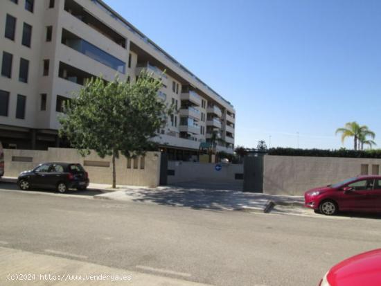  Local comercial en Venta - CADIZ 