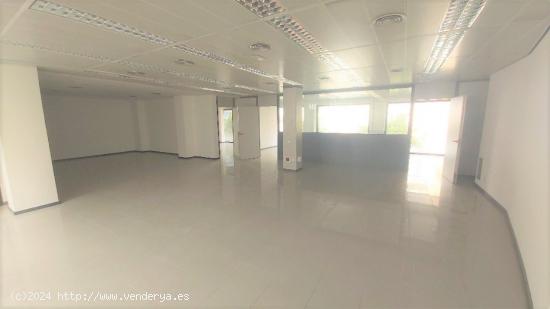 VIVIENDA EN VENTA O ALQUILER EN PLAZA ARENAL - CADIZ