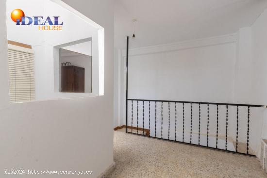 VENTA DE CASA PARA REFORMAR EN ALBUÑUELAS - GRANADA