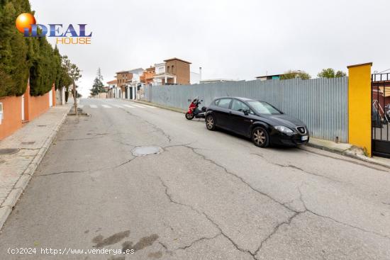 Venta de solar con proyecto de 2 casas pareadas en Ogíjares (Zona Lomalinda) - GRANADA