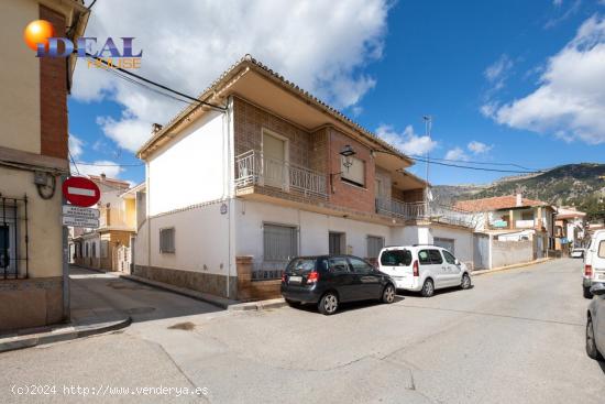  CASA A REFORMAR EN EL CENTRO DE ALFACAR - GRANADA 