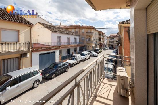 CASA A REFORMAR EN EL CENTRO DE ALFACAR - GRANADA