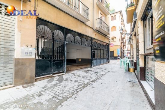 Estupenda plaza de Garaje en el centro de Granada! - GRANADA