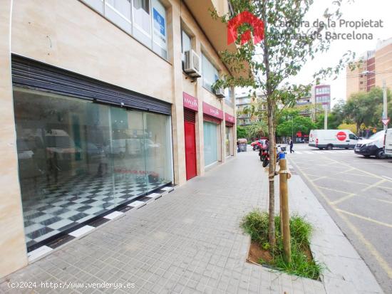  Local comercial junto al Mercado de Les Corts. - BARCELONA 