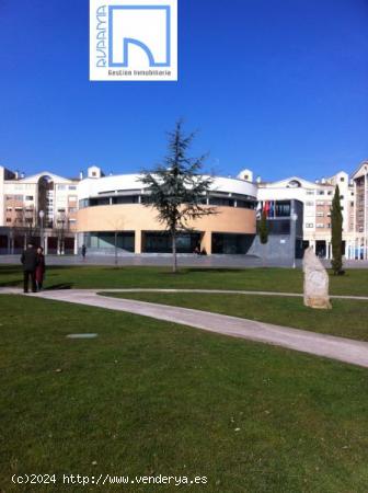  Local en Urbanización Zizur - NAVARRA 