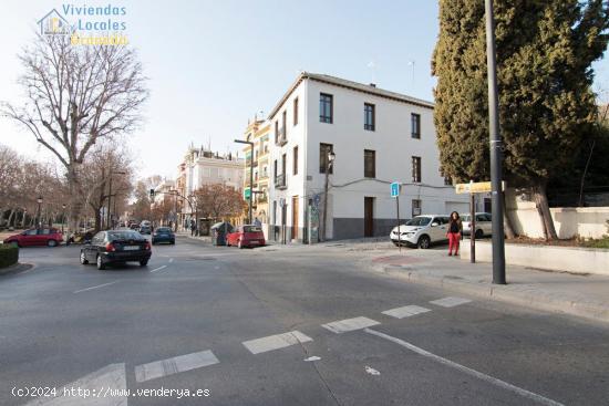 PASEO BOMBA / ESCORIAZA - GRANADA