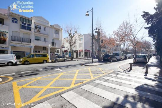 LOCAL EN AVENIDA DE CERVANTES - GRANADA