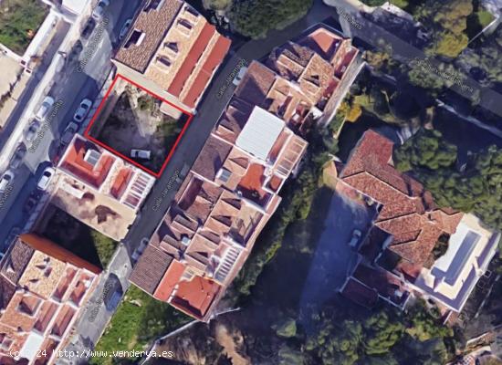 Parcela de 217m2 en Benalmáena Pueblo - MALAGA