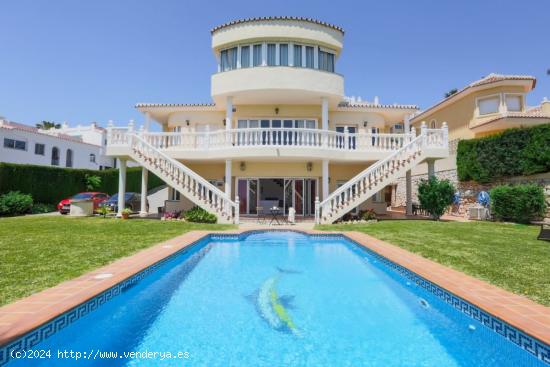  Villa 6 dormitorios con vistas al mar en La Cala de Mijas - MALAGA 