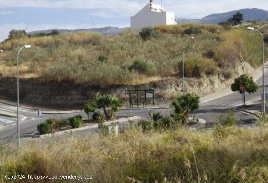  TERRENO URBANIZABLE con 1274 m - GRANADA 