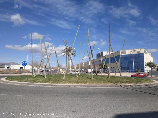 SE VENDE SUELO INDUSTRIAL!!! - ALICANTE