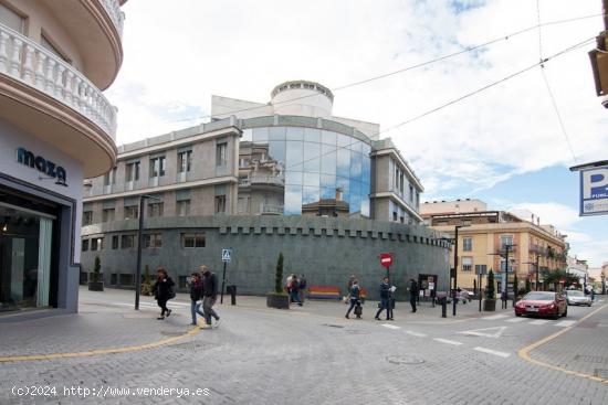 Puede ser el mejor LOCAL de MARACENA - GRANADA