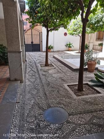 Plaza de garaje en centro de Granada - GRANADA