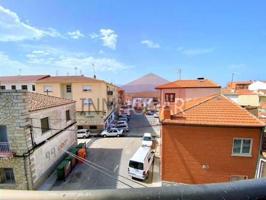 EDIFICIO CON TRES ALTURAS EN  EL BARRACO (05278) - AVILA