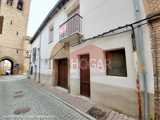 VIVIENDA EN LA PLAZA DE LA VILLA IDEAL PARA INVERSORES (05200) - AVILA