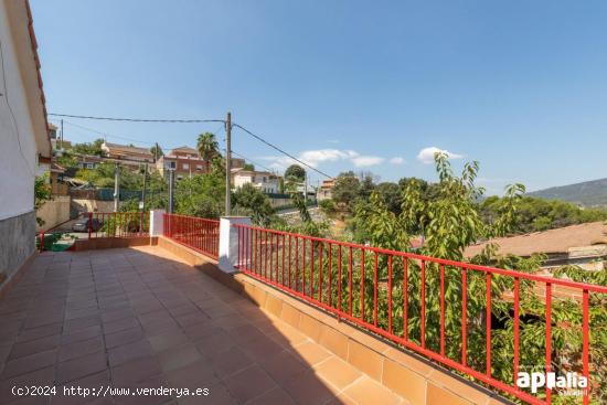 CHALET INDEPENDIENTE EN CAN PALET, VISTA ALEGRE - BARCELONA