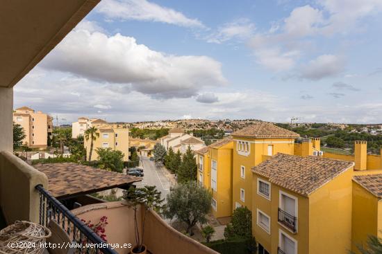 PRECIOSO PISO CON TERRAZA Y PISCINA COMUNITARIA - MURCIA