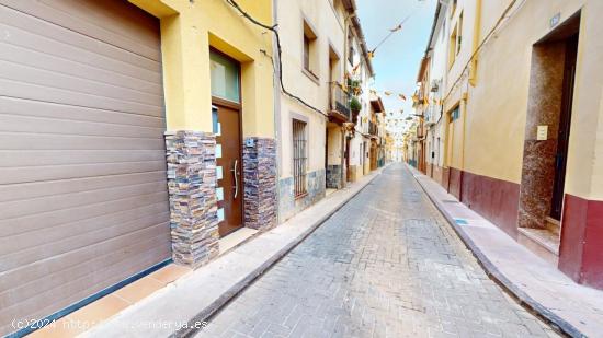 Adosado en Callosa d'En Sarria - ALICANTE