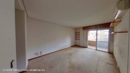 Piso en venta en avenida de Ramón y Cajal, 83 - MADRID