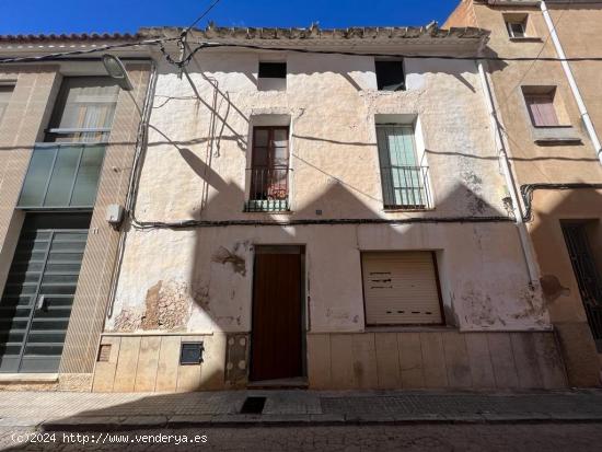 CASA PARA REFORMAR EN SANTA BÀRBARA - TARRAGONA