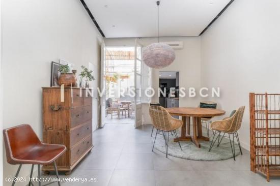 Fabuloso piso amueblado con terraza privada, a un paso de Plaza Real y Las Ramblas! - BARCELONA