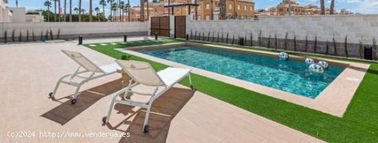 VILLA DE OBRA NUEVA EN ROJALES - ALICANTE