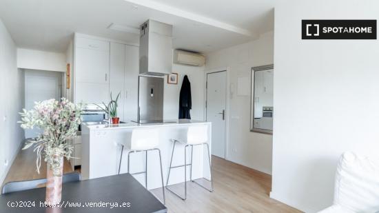 Apartamento de 1 dormitorio en alquiler en El Poblenou, Barcelona - BARCELONA