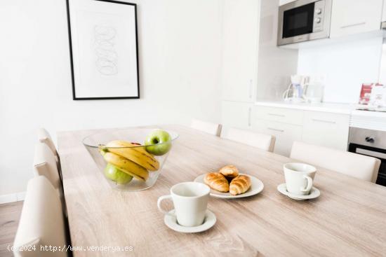  Increible apartamento de 3 dormitorios en alquiler cerca de la costa en Barri Gòtic - BARCELONA 