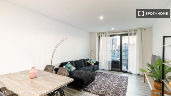 Apartamento amueblado moderno en Badalona - BARCELONA