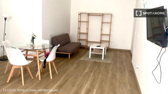 Apartamento entero de 1 dormitorio en València - VALENCIA