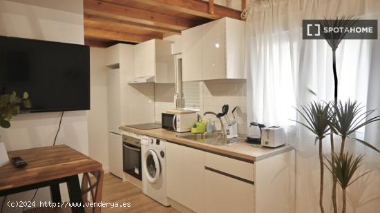 Apartamento tipo estudio en alquiler en San Diego, Madrid - MADRID