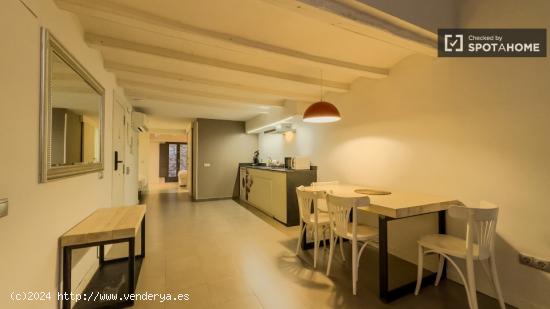 Estudio en alquiler en Sagrada Familia - BARCELONA