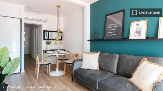 Apartamento entero de 3 habitaciones en Barcelona. - BARCELONA