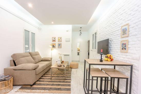 Apartamento de 2 dormitorios en alquiler en Madrid - MADRID