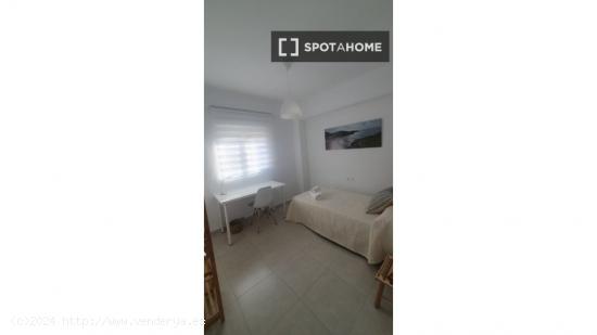 Habitación en piso compartido en Cartagena - MURCIA