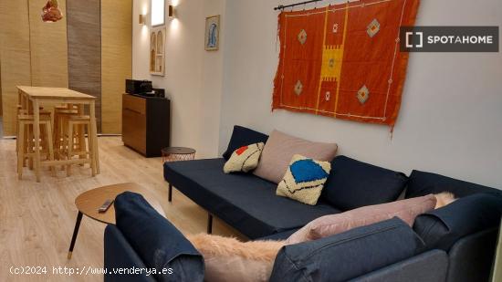 Apartamento de 2 dormitorios en alquiler en el Eixample, Valencia - VALENCIA