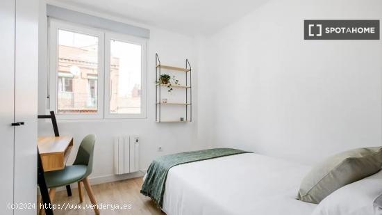 Se alquila habitación en un Coliving en Puerta Del Ángel - MADRID