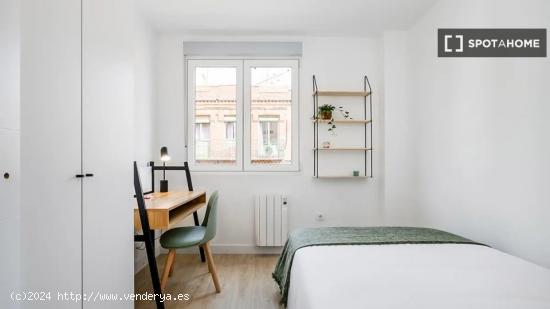 Se alquila habitación en un Coliving en Puerta Del Ángel - MADRID