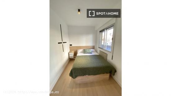 Se alquila habitación en un Coliving en Carabanchel - MADRID