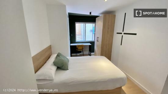 Se alquila habitación en un Coliving en Carabanchel - MADRID