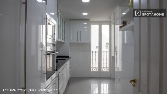 Apartamento de 2 dormitorios en alquiler en Madrid - MADRID