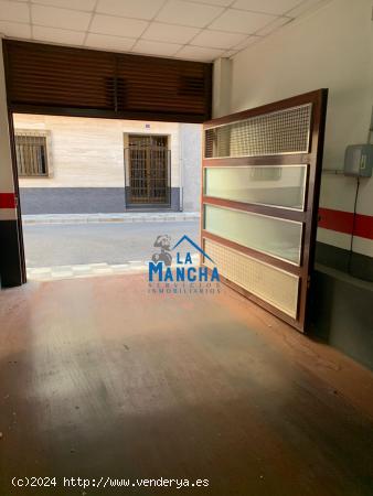 REF: C328 INMOBILIARIA LA MANCHA VENDE PLAZA DE GARAJE ZONA FIESTA DEL ARBOL - ALBACETE