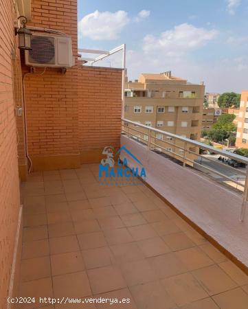 INMOBILIARIA LA MANCHA VENDE ÁTICO EN ZONA CIRCUNVALACIÓN/CARREFOUR - ALBACETE