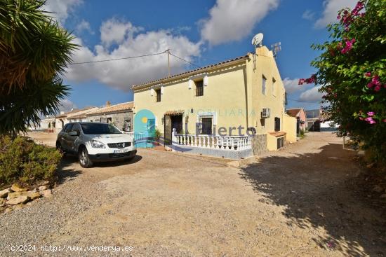 ESPECTACULAR CASA DE CAMPO CON PISCINA Y CASA DE INVITADOS EN LOS ALMAGROS - REF 419 - MURCIA