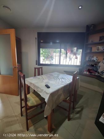 PLANTA BAJA EN VENTA EN LA GRANADA - BARCELONA