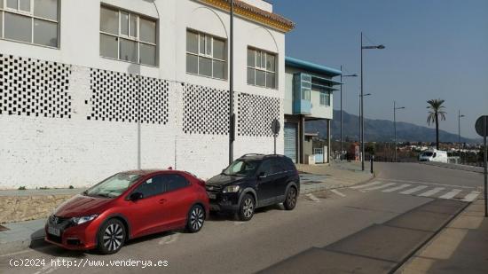 LOCAL COMERCIAL EN SAN PEDRO DE ALCÁNTARA - MALAGA