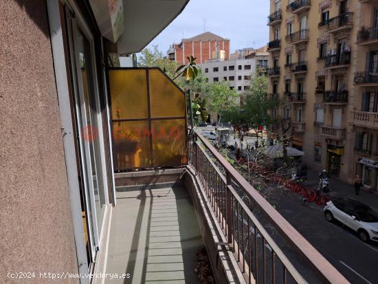  PISO EN VENTA EN CALLE SANT ANTONI MARIA CLARET - BARCELONA 