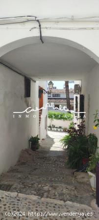 Casa en casco antiguo de Altea con terraza y vistas panorámicas. - ALICANTE