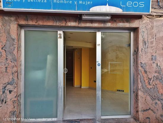 SE VENDE LOCAL COMERCIAL EN LA CALLE JAIME SEGARRA - CAROLINAS BAJAS - ALICANTE