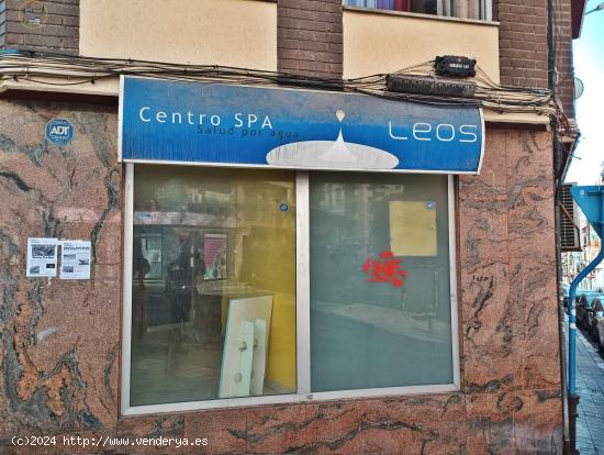 SE VENDE LOCAL COMERCIAL EN LA CALLE JAIME SEGARRA - CAROLINAS BAJAS - ALICANTE